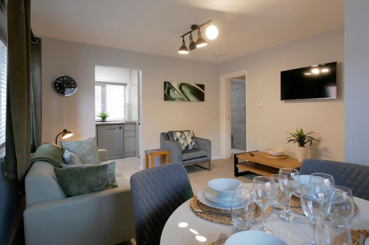 Crewe Short Lets 6 Victoria Court, Crewe Apartment Exterior photo